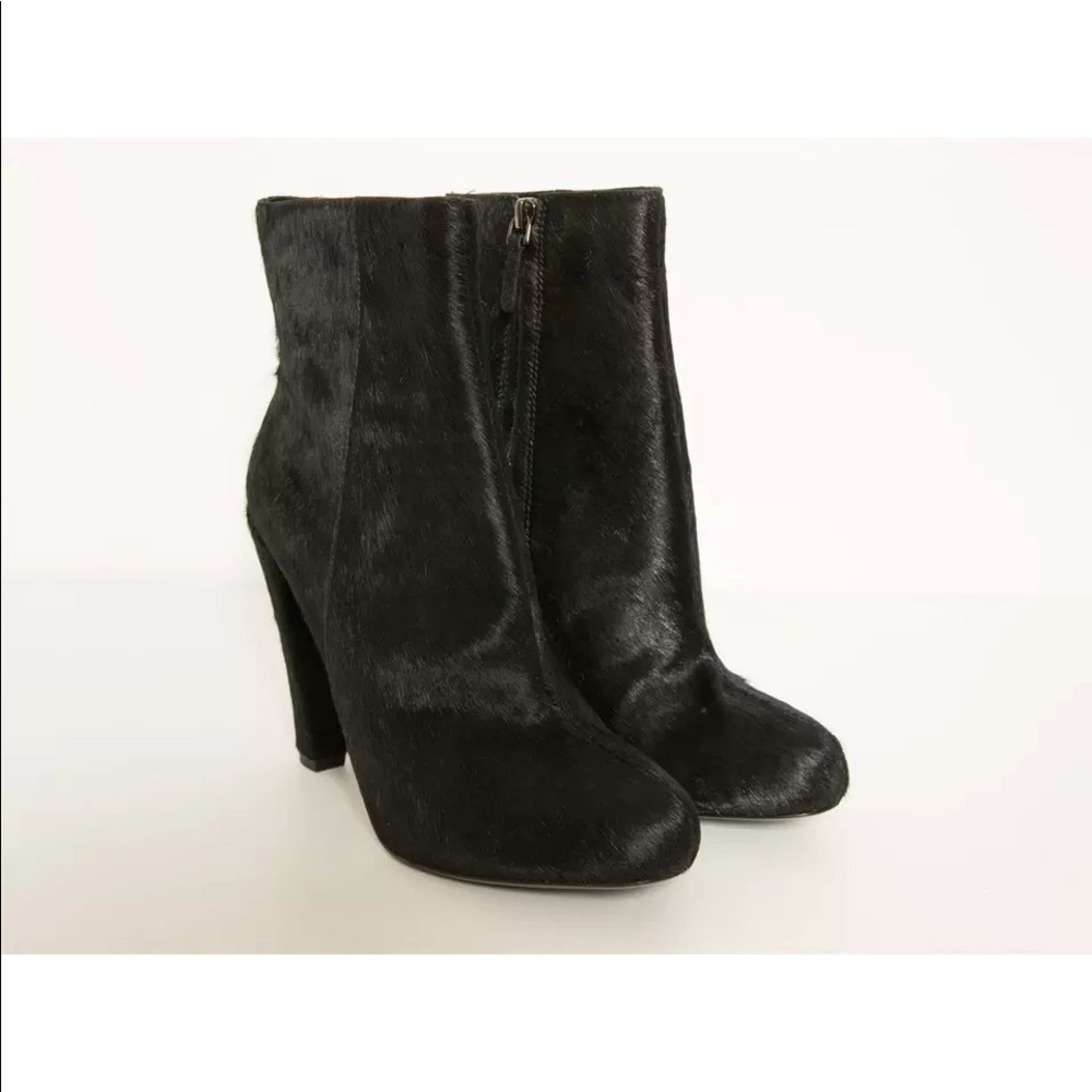 Theory ankle boots